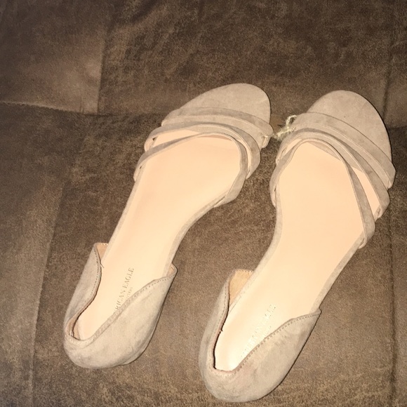 Shoes - NWT American Eagle Outfitters Sandals🤍